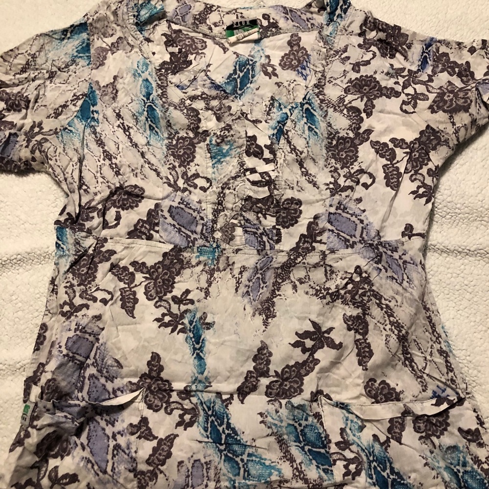 scrub top